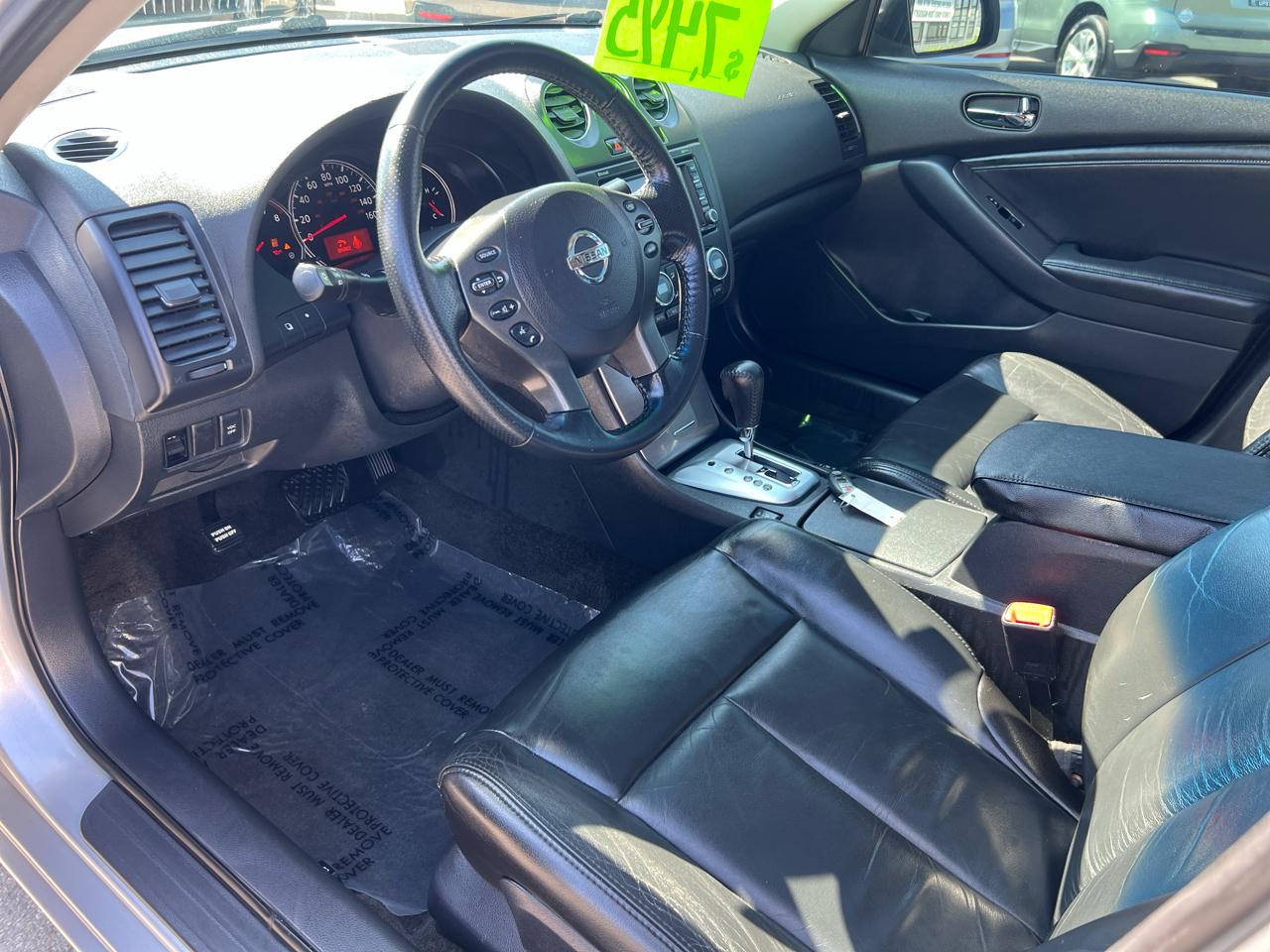 Nissan Altima 4dr Sdn I4 CVT 2.5 SL 2010