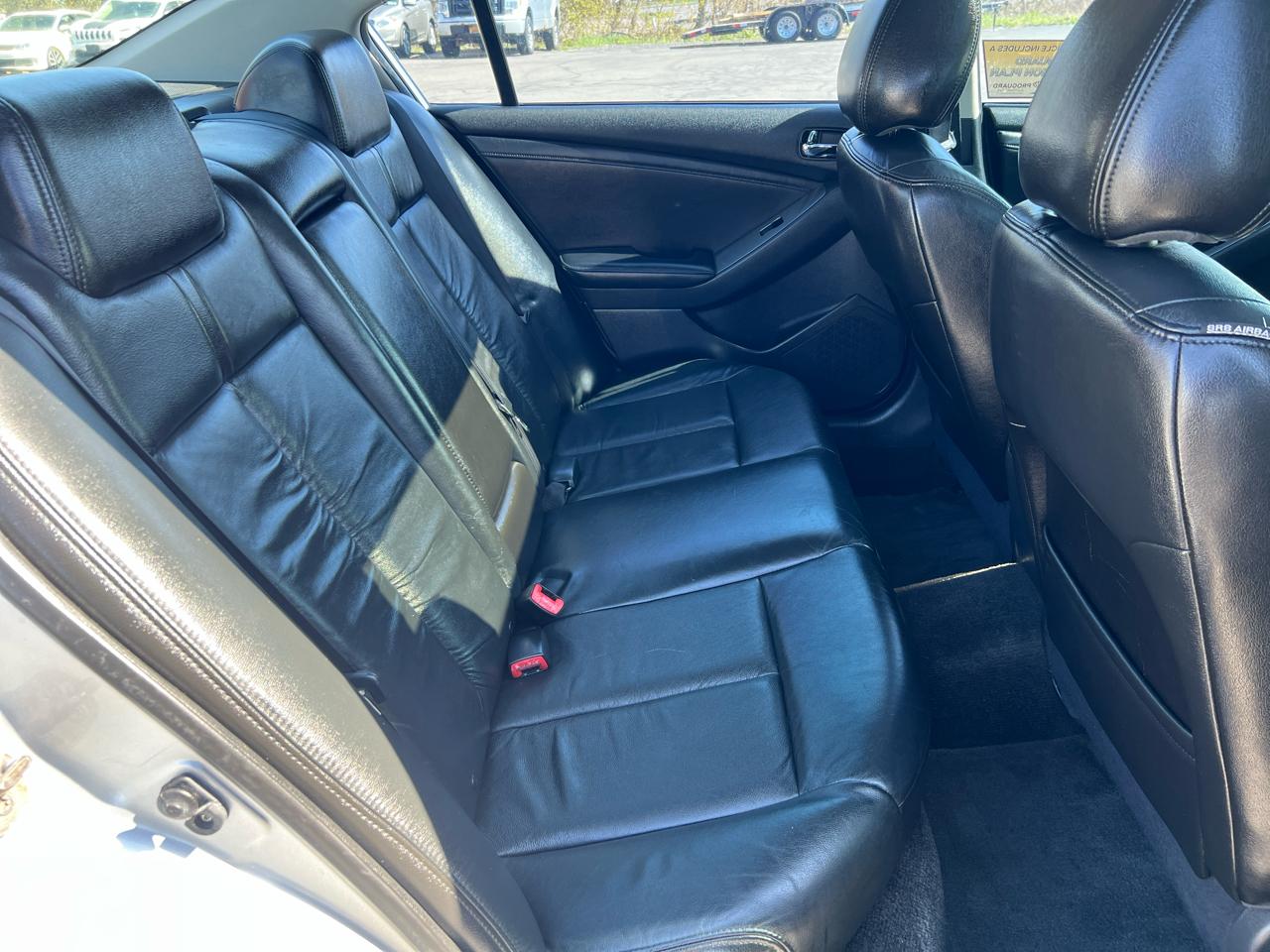 Nissan Altima 4dr Sdn I4 CVT 2.5 SL 2010