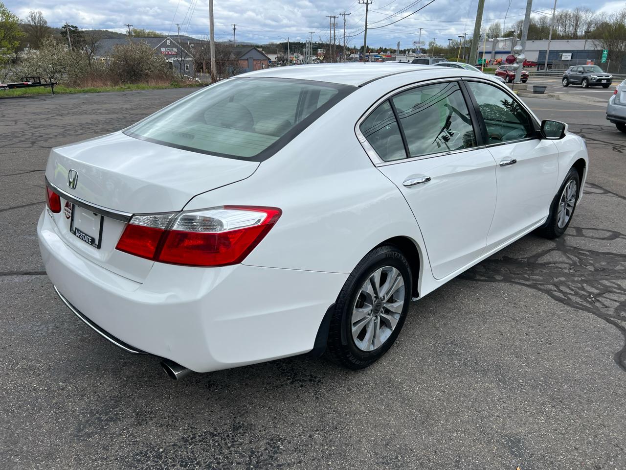 Honda Accord Sedan 4dr I4 CVT LX 2015