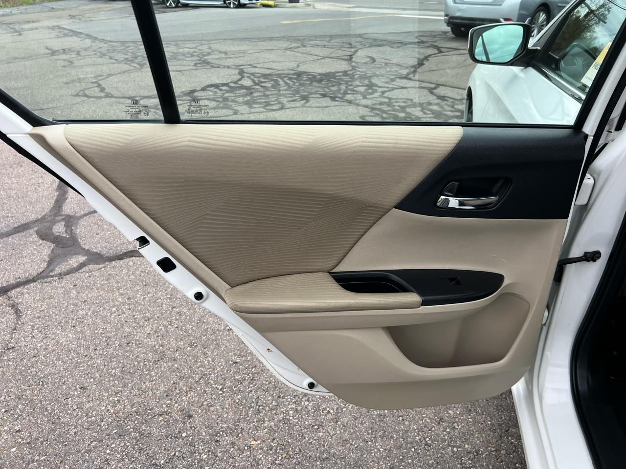 Honda Accord Sedan 4dr I4 CVT LX 2015