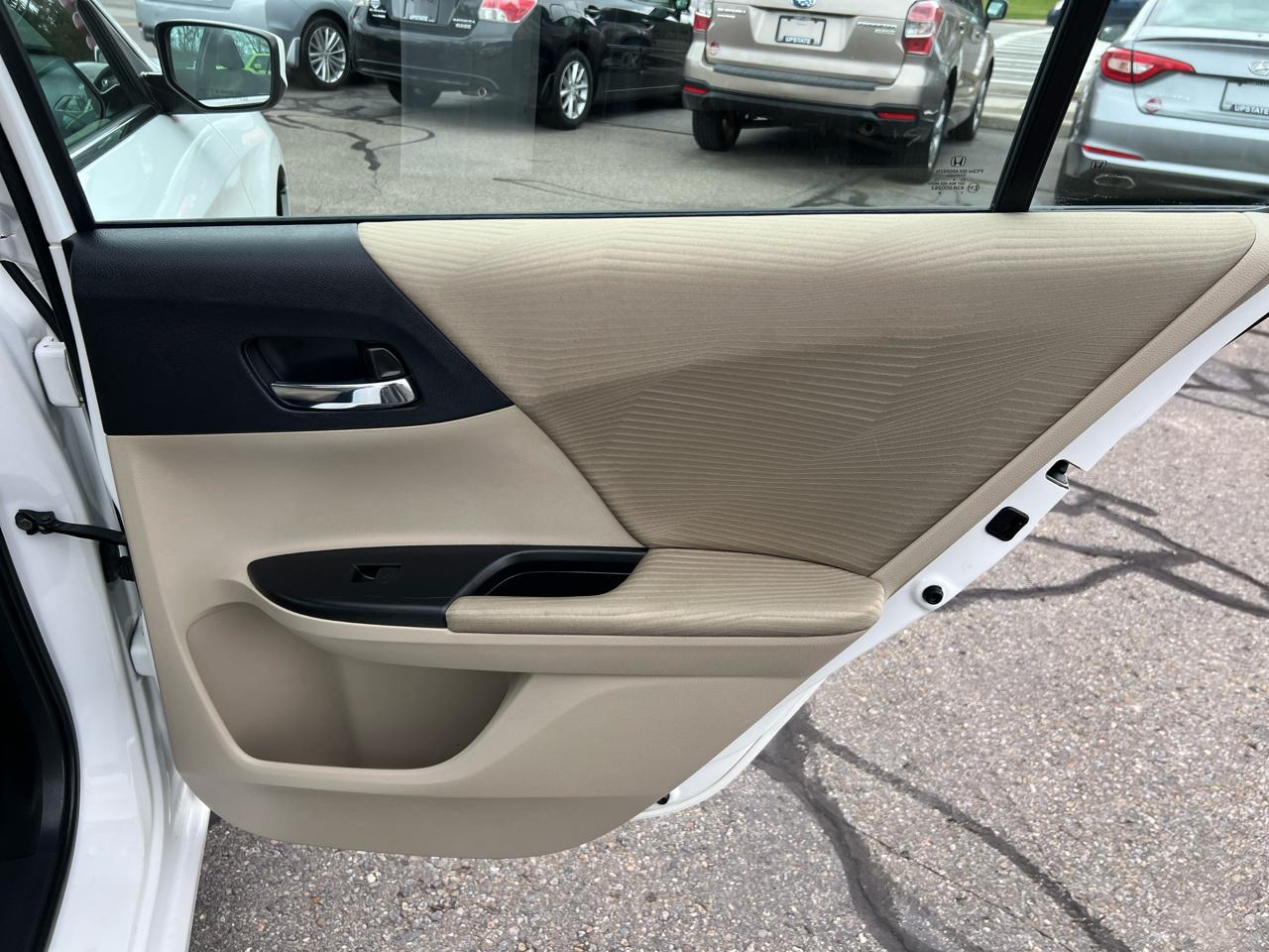 Honda Accord Sedan 4dr I4 CVT LX 2015