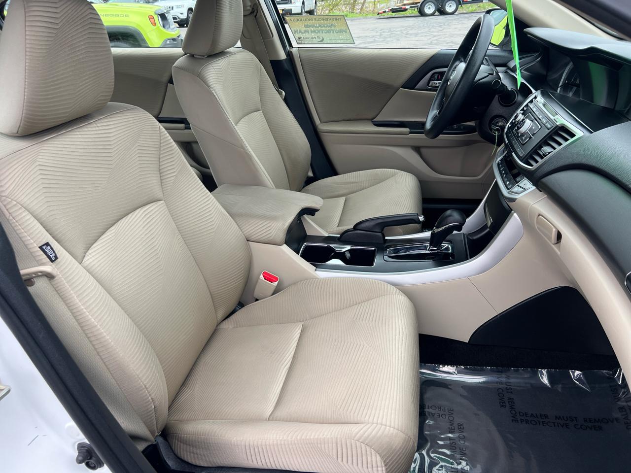 Honda Accord Sedan 4dr I4 CVT LX 2015