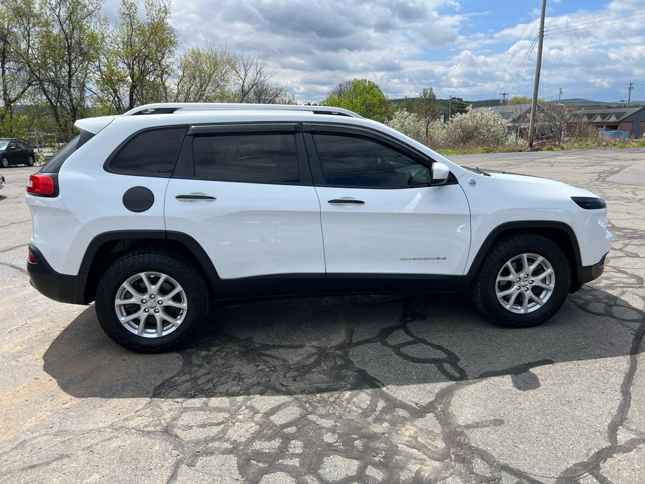 Jeep Cherokee 4WD 4dr Latitude 2014