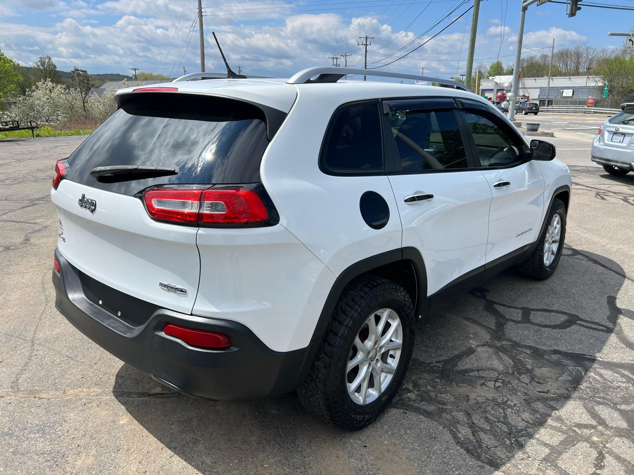 Jeep Cherokee 4WD 4dr Latitude 2014