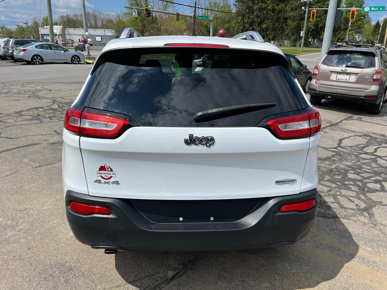 Jeep Cherokee 4WD 4dr Latitude 2014