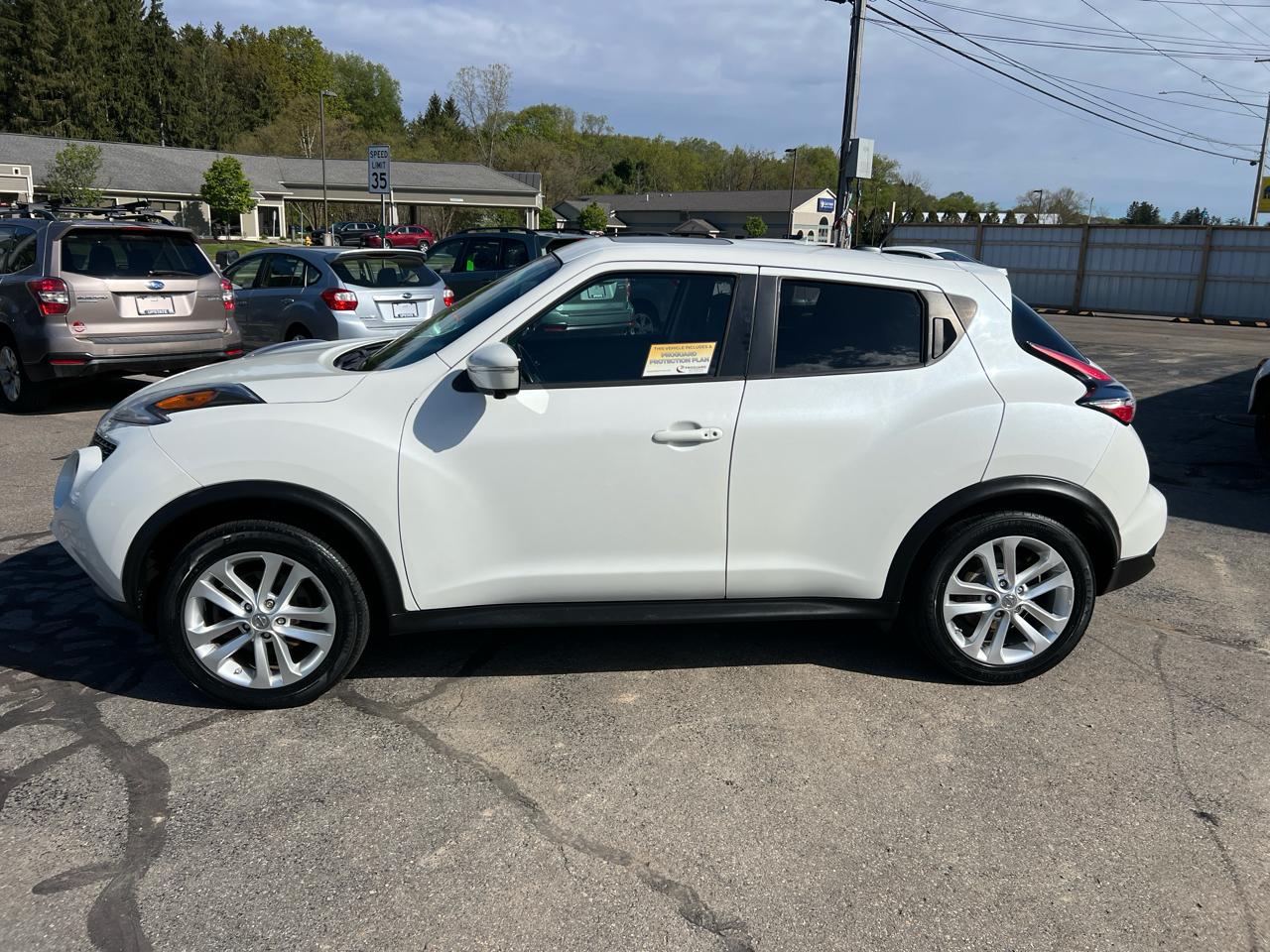 Nissan Juke 5dr Wgn CVT SV AWD 2015