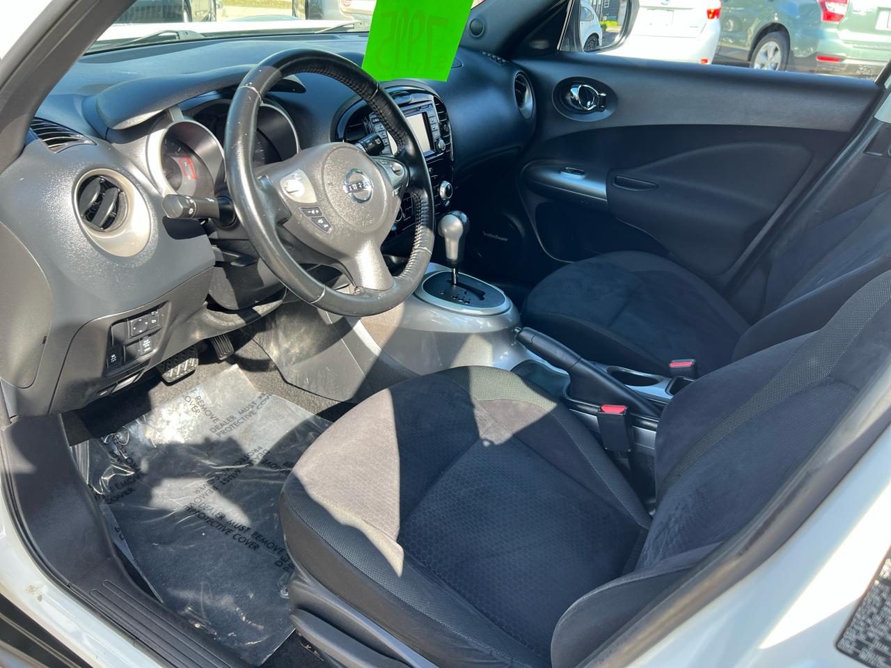 Nissan Juke 5dr Wgn CVT SV AWD 2015