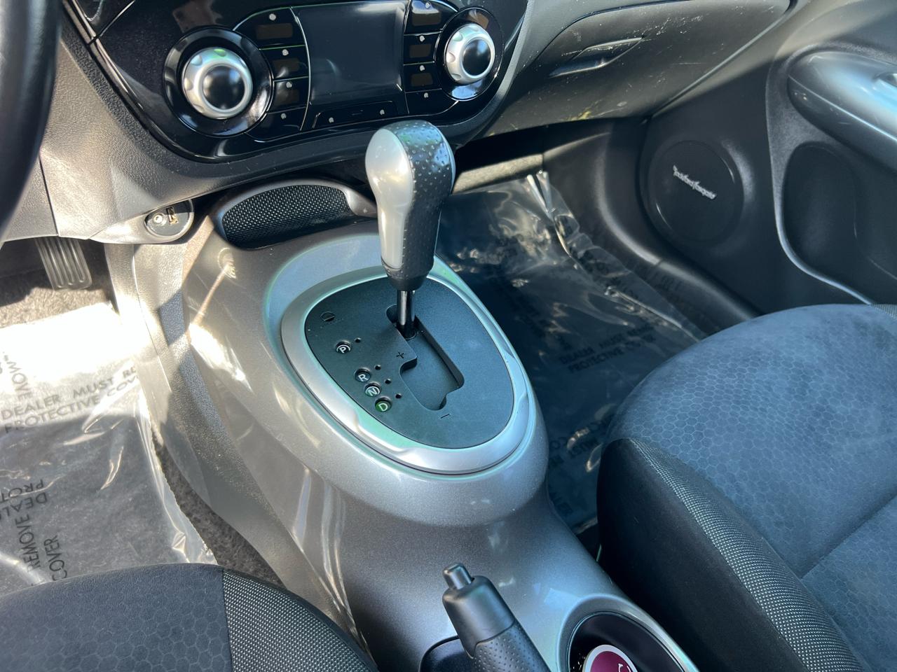 Nissan Juke 5dr Wgn CVT SV AWD 2015