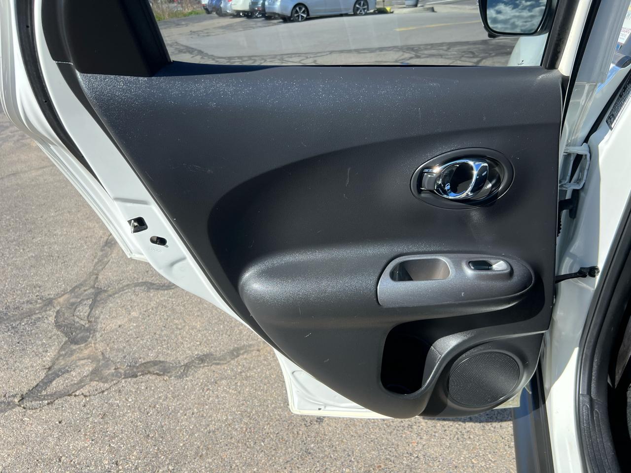 Nissan Juke 5dr Wgn CVT SV AWD 2015