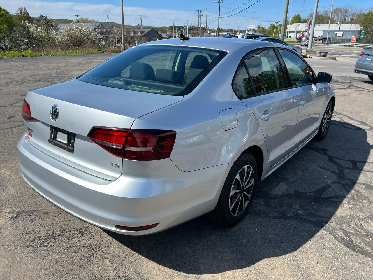 Volkswagen Jetta Sedan 4dr Auto 1.4T S 2016