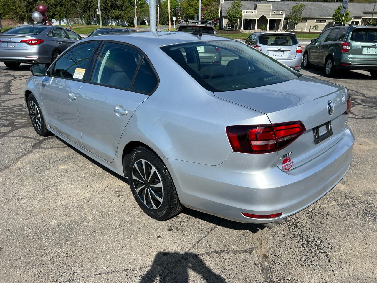 Volkswagen Jetta Sedan 4dr Auto 1.4T S 2016