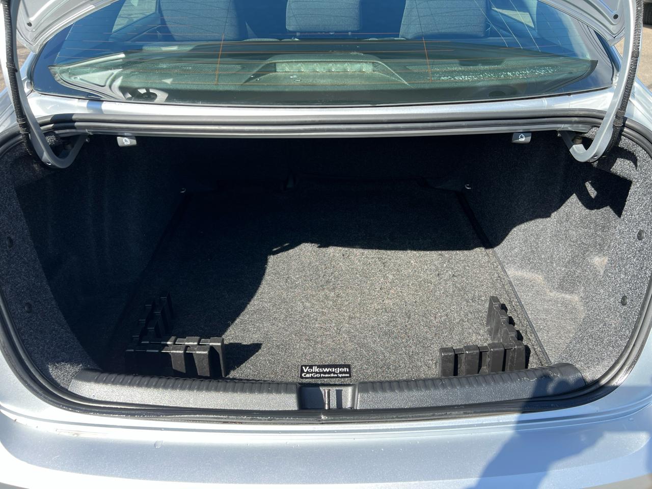 Volkswagen Jetta Sedan 4dr Auto 1.4T S 2016