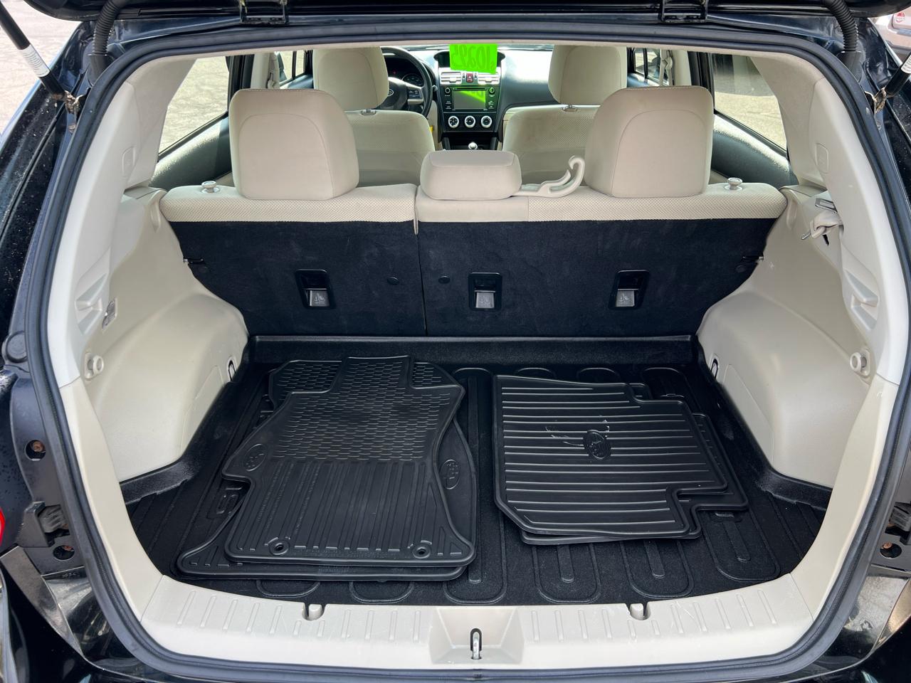 Subaru Impreza Wagon 5dr Man 2.0i 2015
