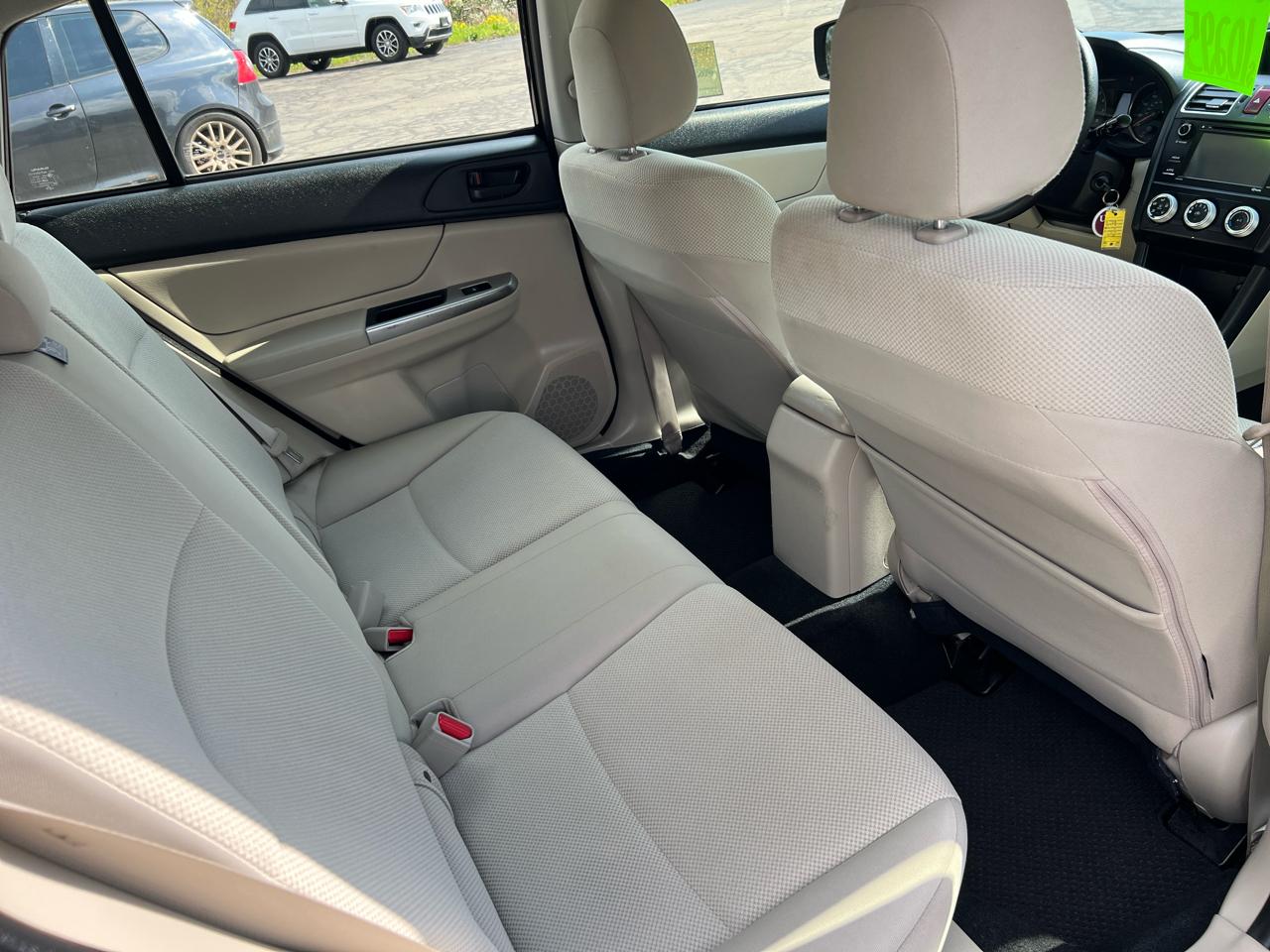 Subaru Impreza Wagon 5dr Man 2.0i 2015