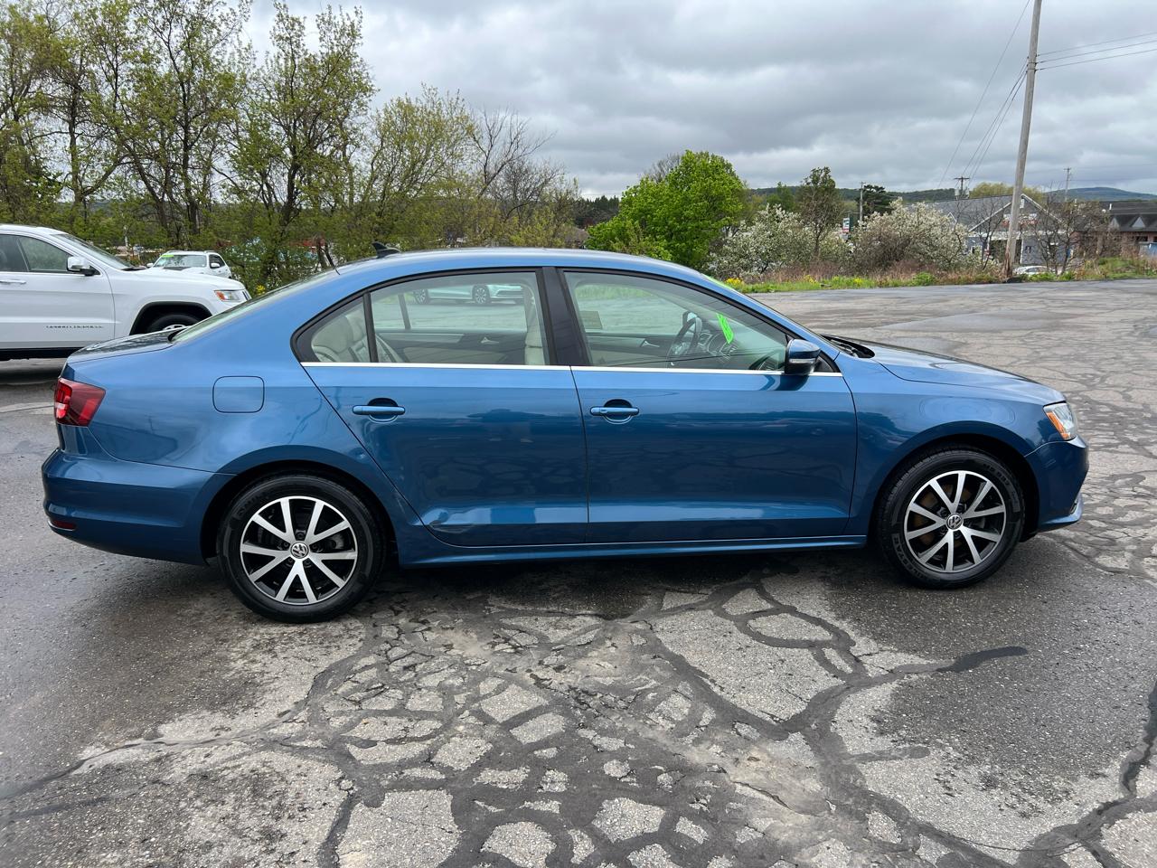 Volkswagen Jetta 1.4T SE Manual 2017