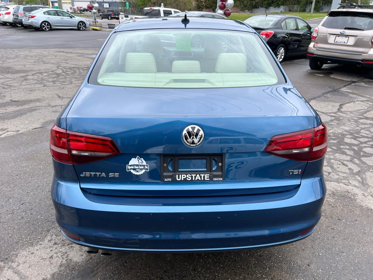 Volkswagen Jetta 1.4T SE Manual 2017