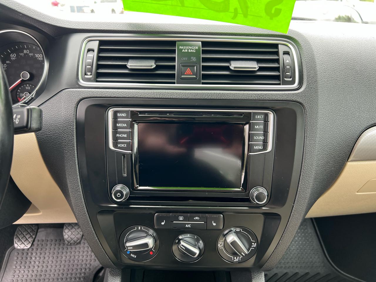 Volkswagen Jetta 1.4T SE Manual 2017