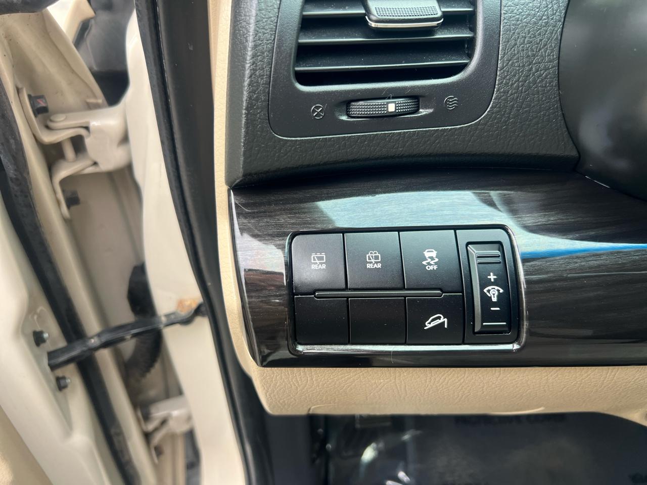 Kia Sorento 2WD 4dr I4 LX 2011