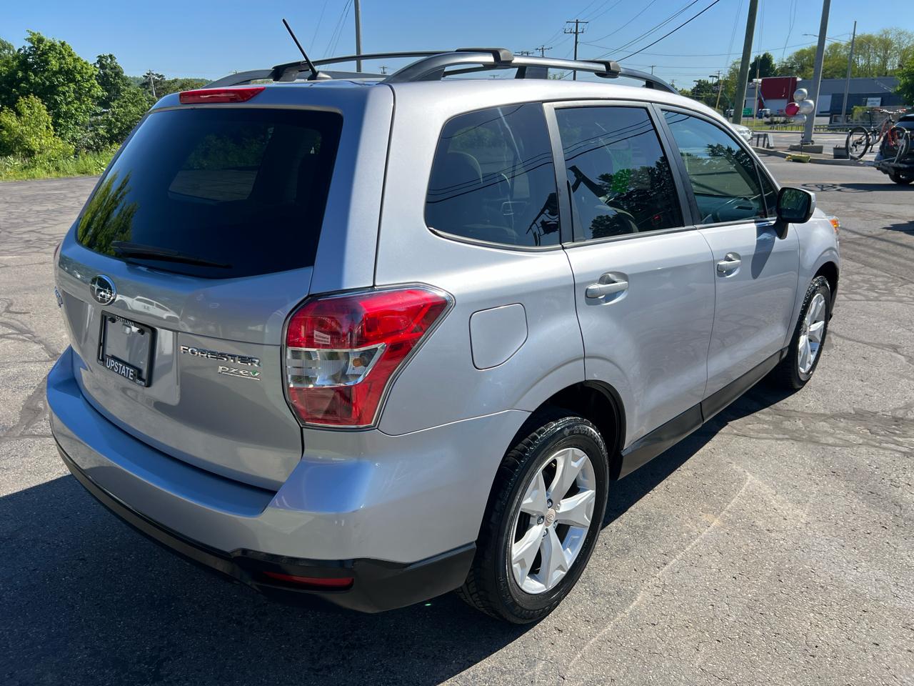 Subaru Forester 4dr CVT 2.5i Premium PZEV 2015