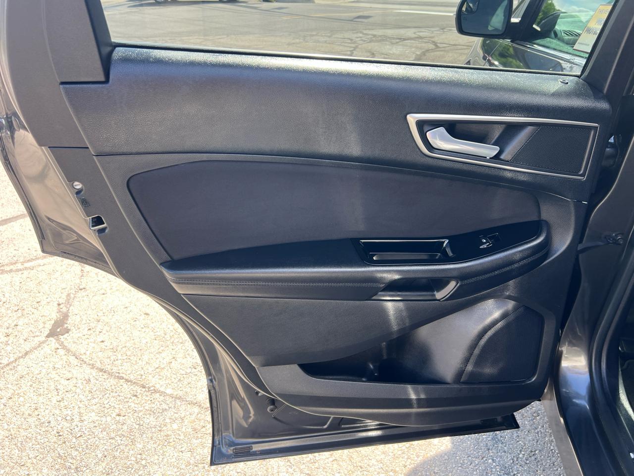 Ford Edge 4dr SEL AWD 2015