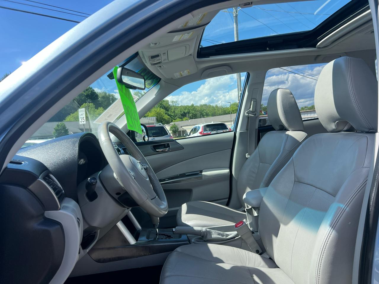 Subaru Forester 4dr Auto 2.5X Limited 2011