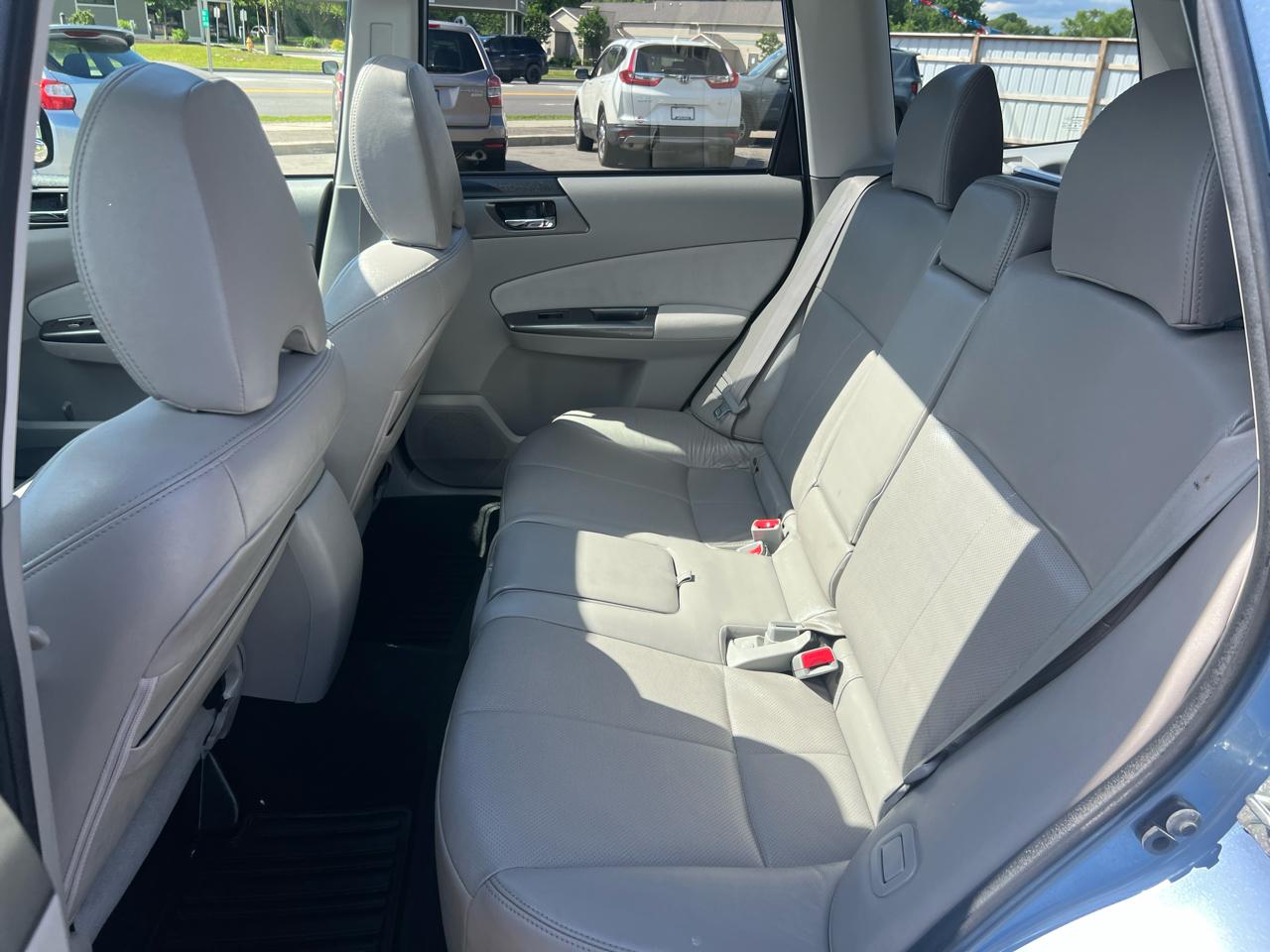 Subaru Forester 4dr Auto 2.5X Limited 2011