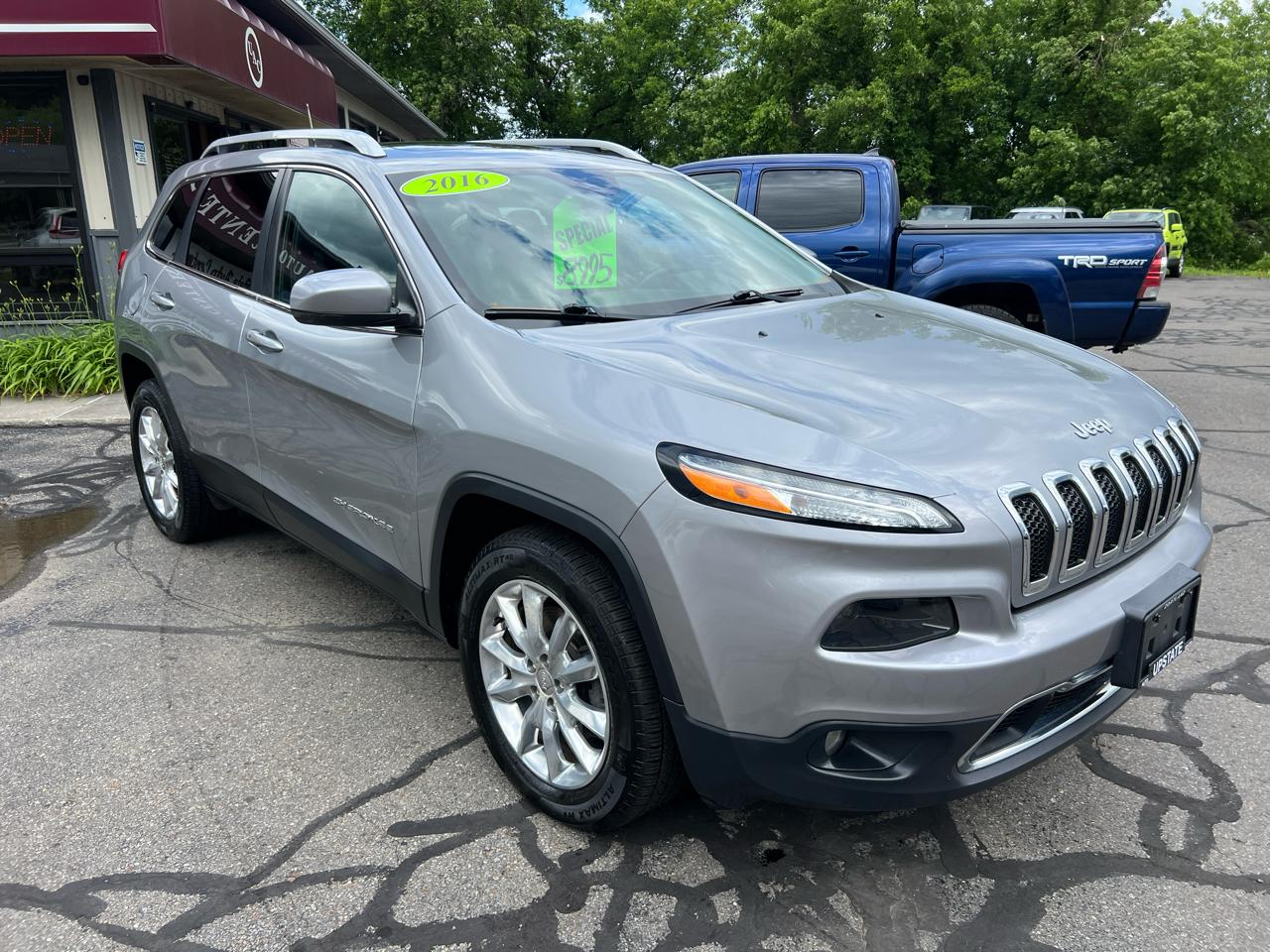 Jeep Cherokee 4WD 4dr Limited 2016