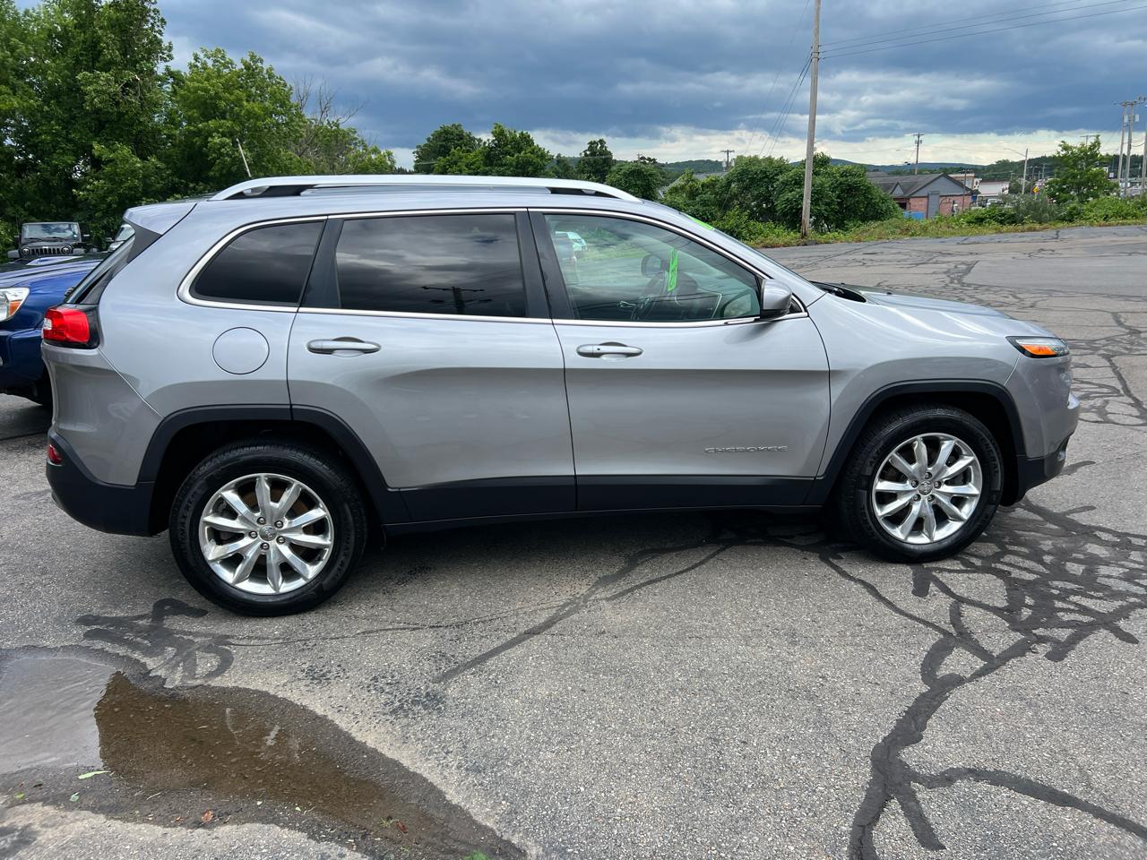 Jeep Cherokee 4WD 4dr Limited 2016
