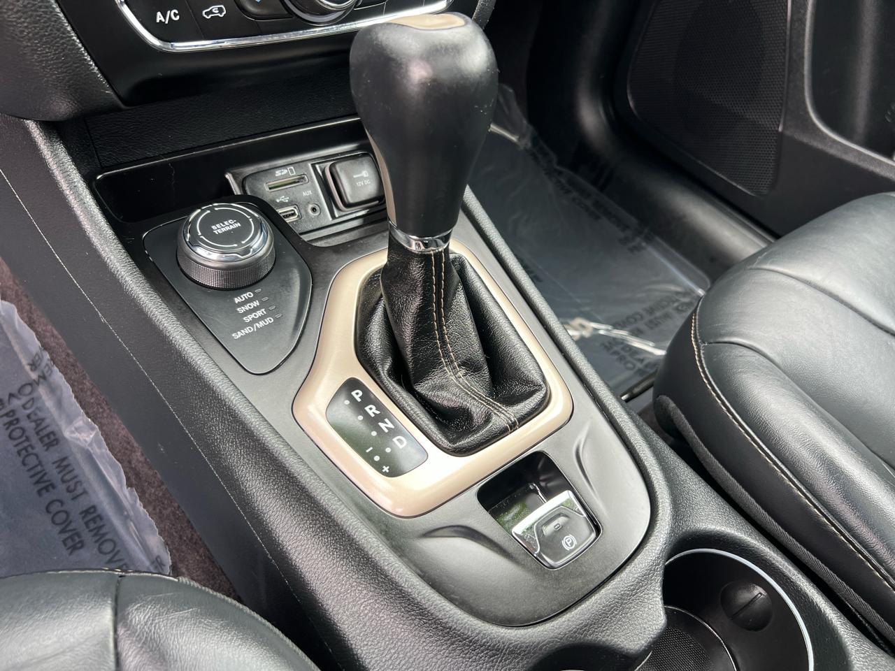 Jeep Cherokee 4WD 4dr Limited 2016