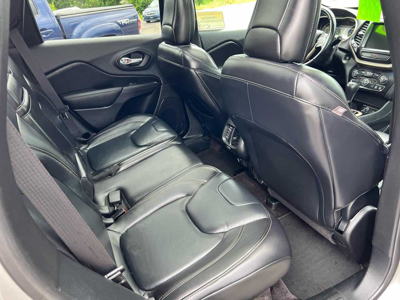 Jeep Cherokee 4WD 4dr Limited 2016