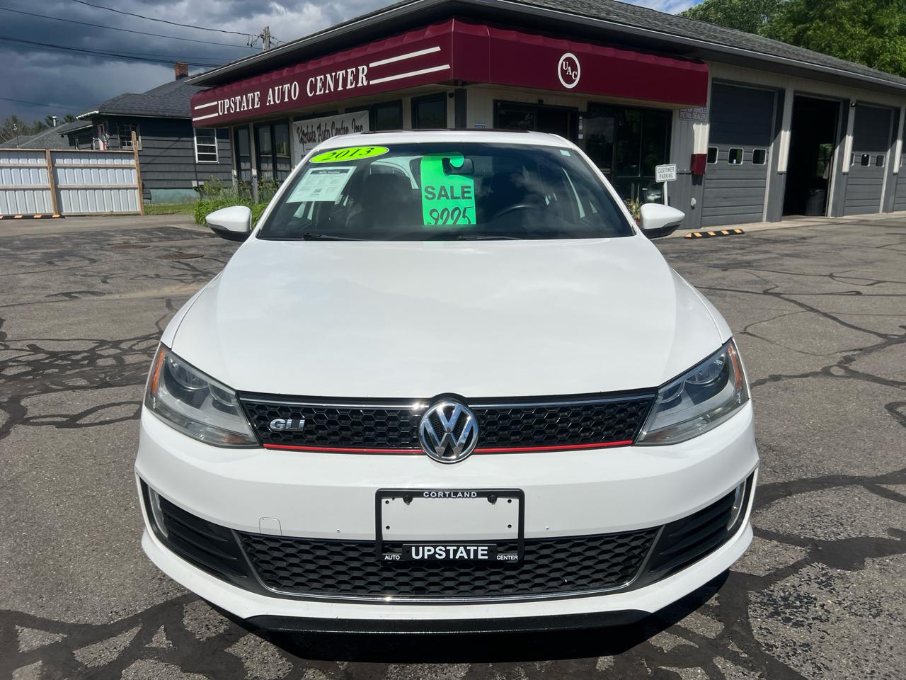 Volkswagen GLI 4dr Sdn DSG Autobahn w/Nav PZEV *Ltd Avail* 2013