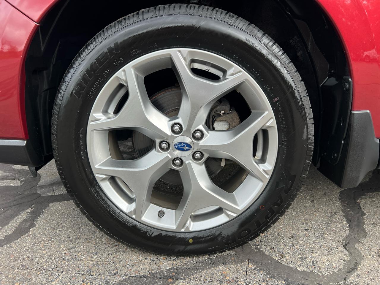 Subaru Forester 2.5i Touring CVT 2017