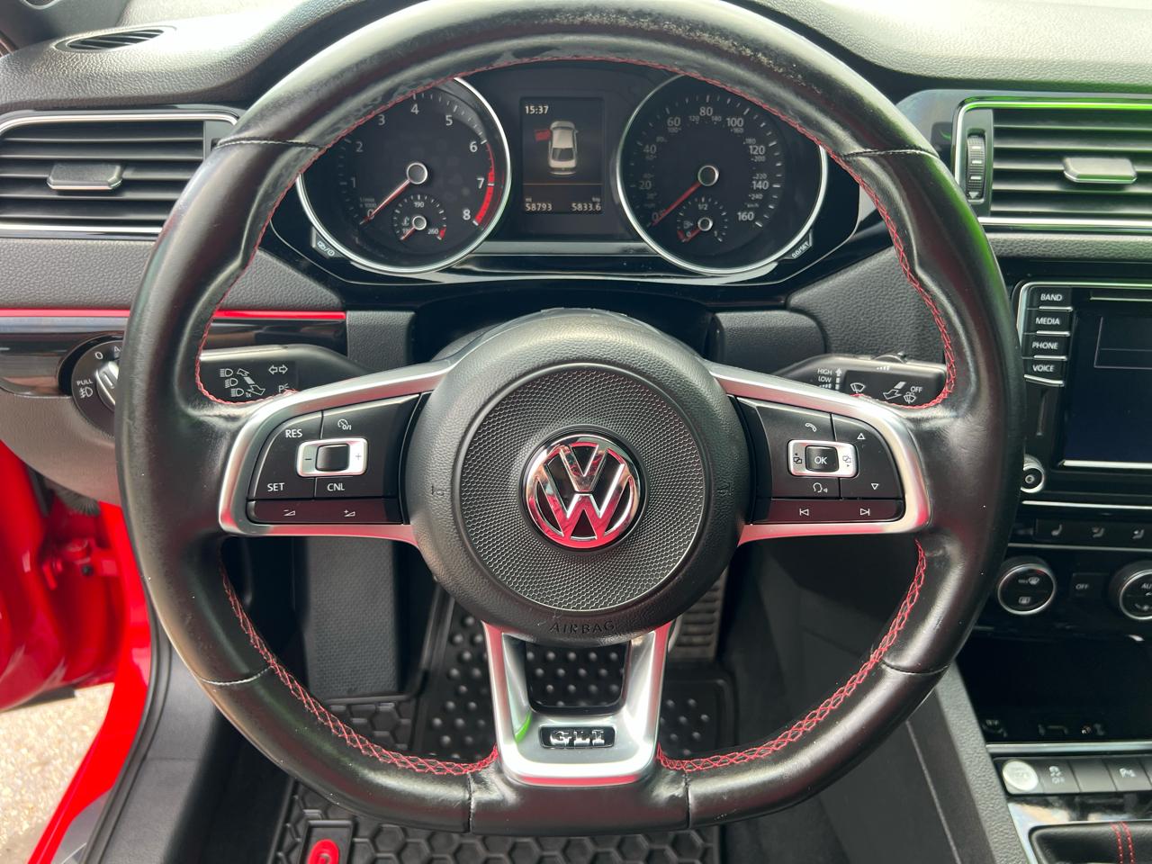 Volkswagen Jetta GLI Manual 2017