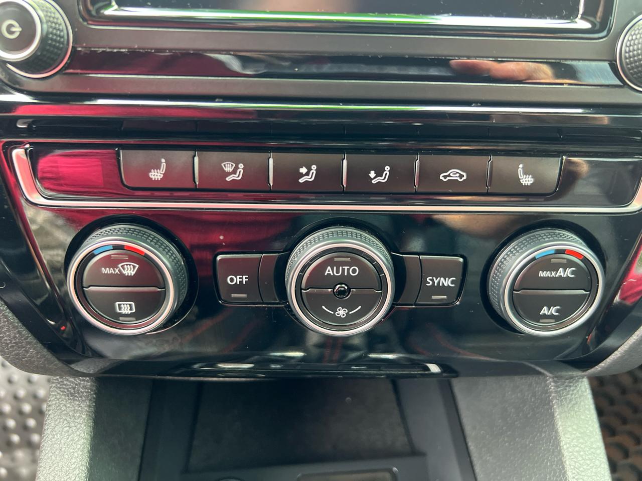 Volkswagen Jetta GLI Manual 2017