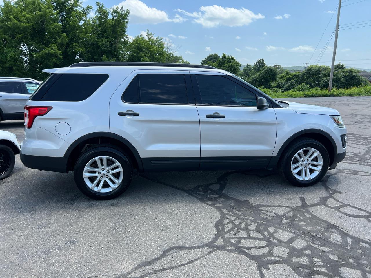 Ford Explorer 4WD 4dr Base 2016