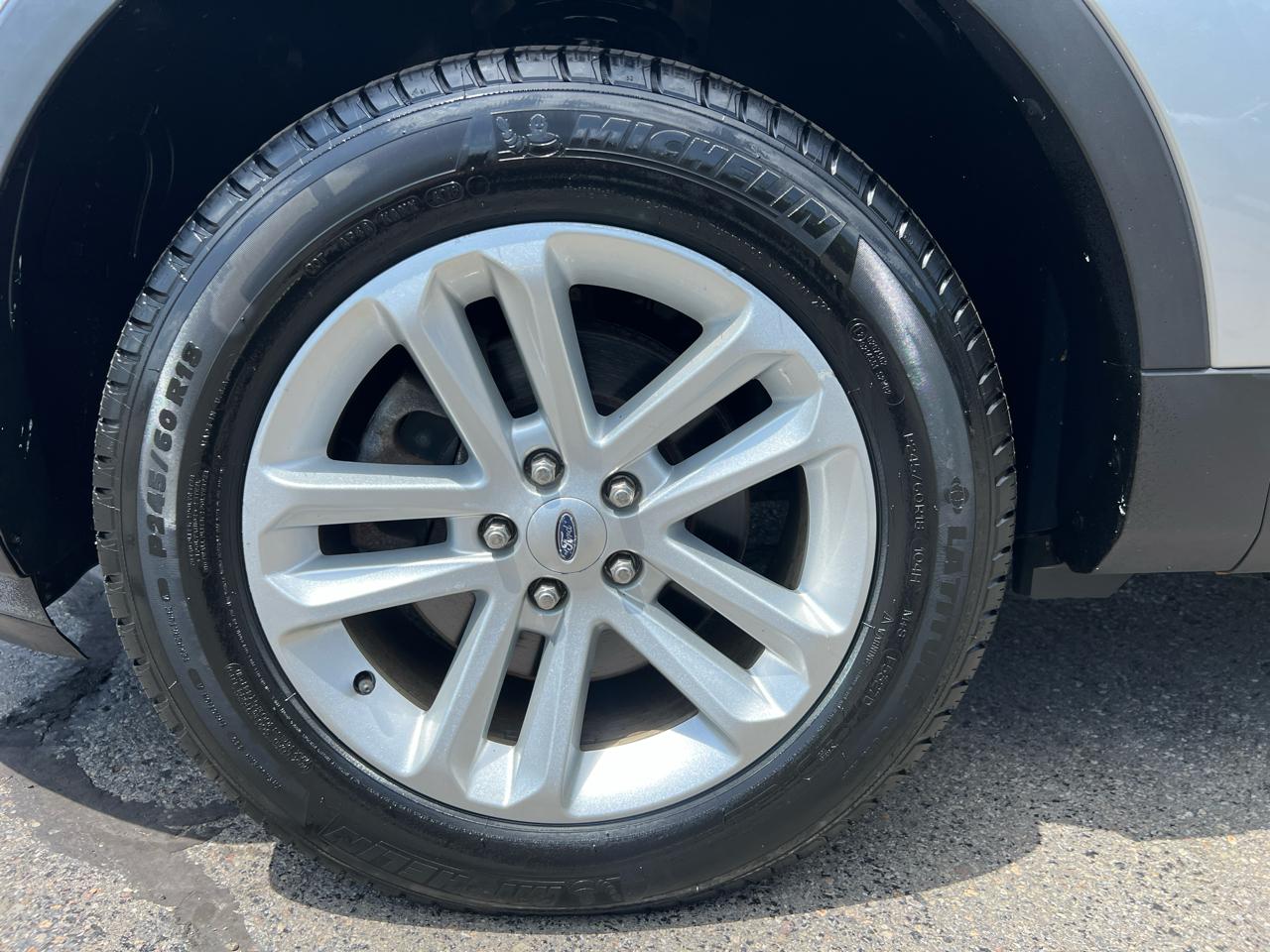 Ford Explorer 4WD 4dr Base 2016