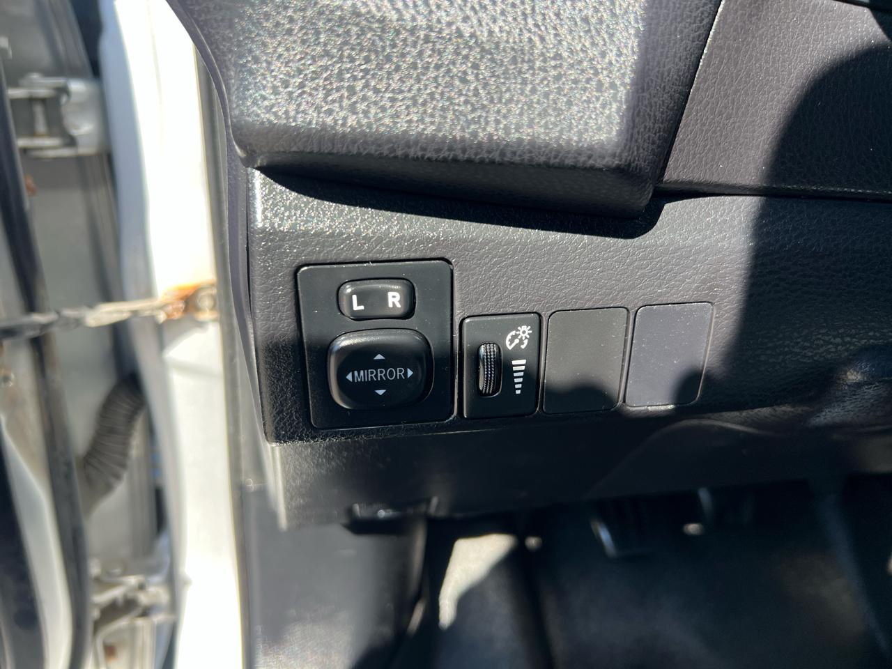 Toyota Corolla 4dr Sdn CVT LE Premium (Natl) 2014