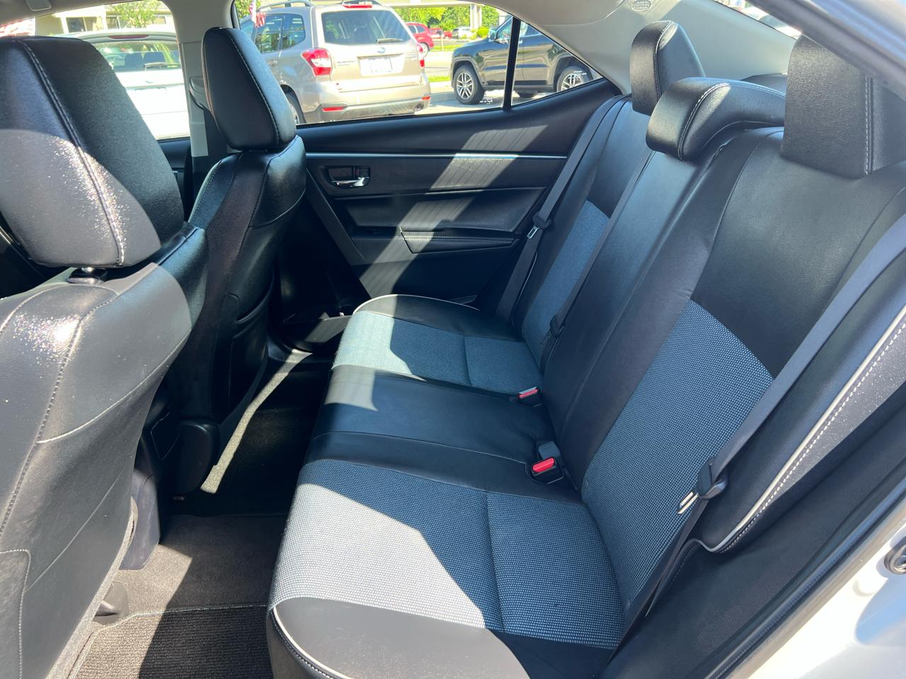 Toyota Corolla 4dr Sdn CVT LE Premium (Natl) 2014