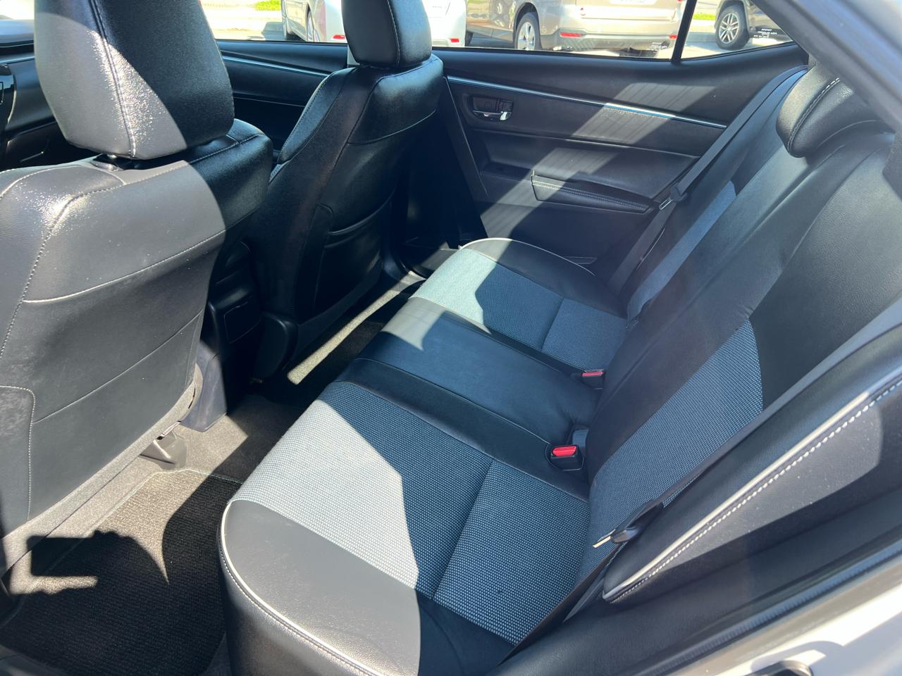 Toyota Corolla 4dr Sdn CVT LE Premium (Natl) 2014