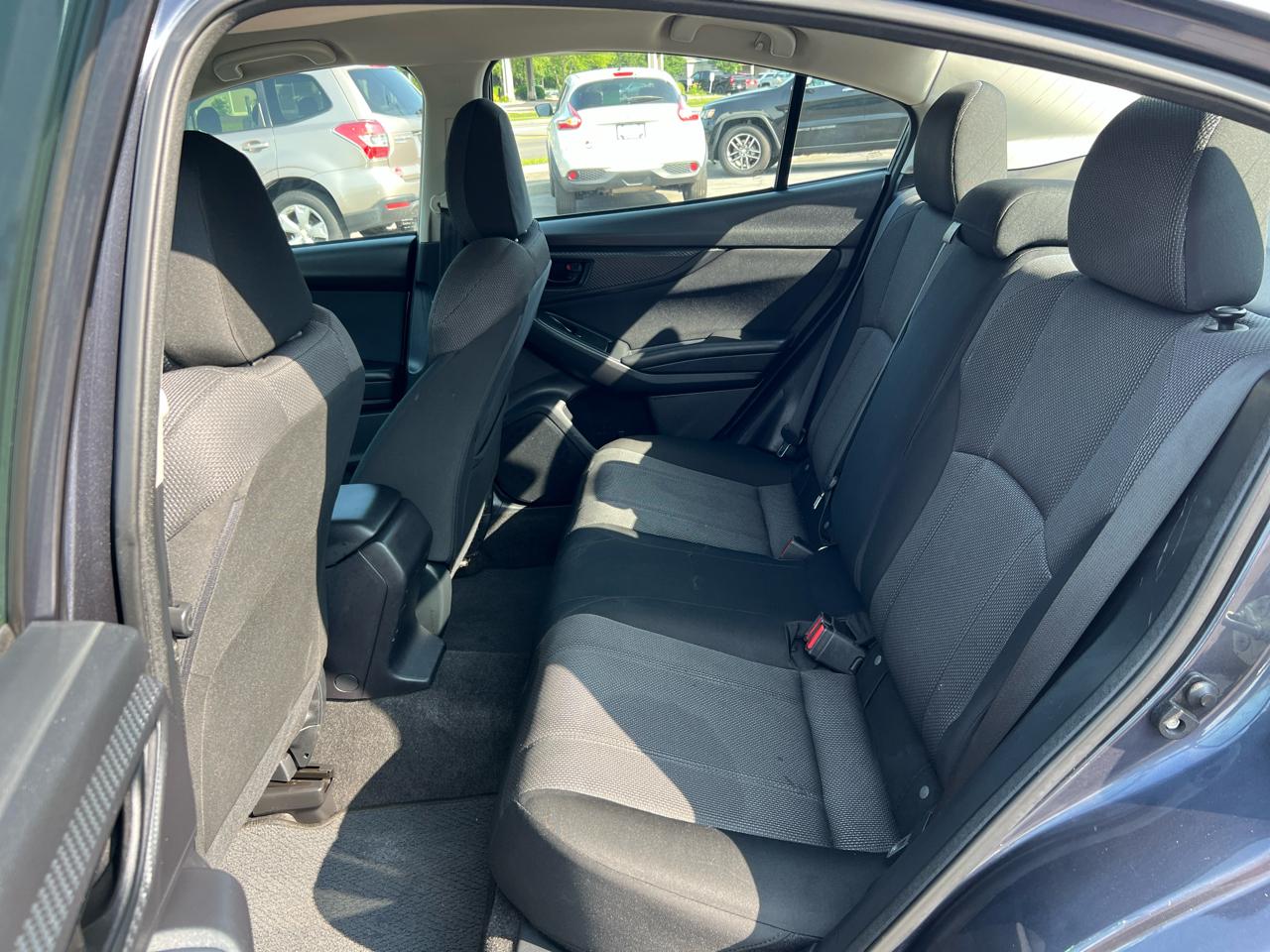 Subaru Impreza 2.0i 4-door CVT 2017