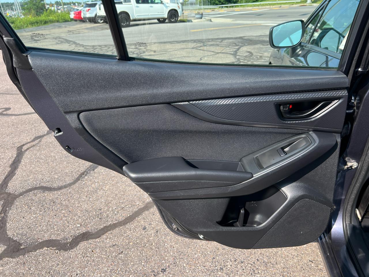 Subaru Impreza 2.0i 4-door CVT 2017