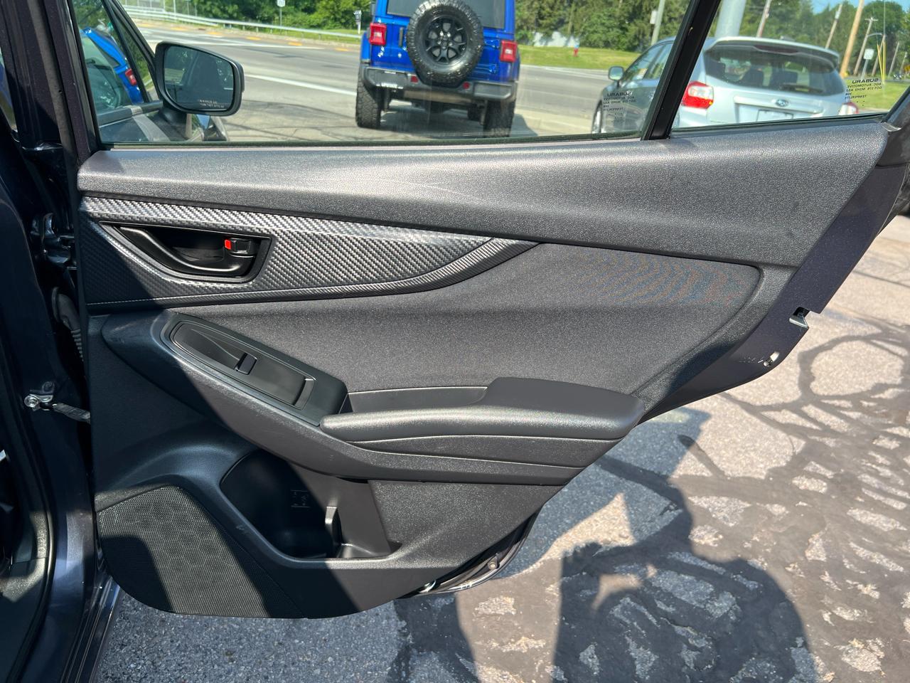 Subaru Impreza 2.0i 4-door CVT 2017