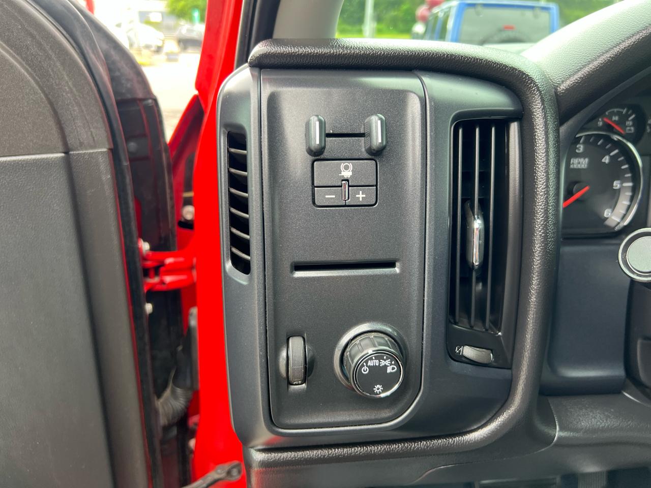 Chevrolet Silverado 1500 4WD Double Cab 143.5" LS 2015