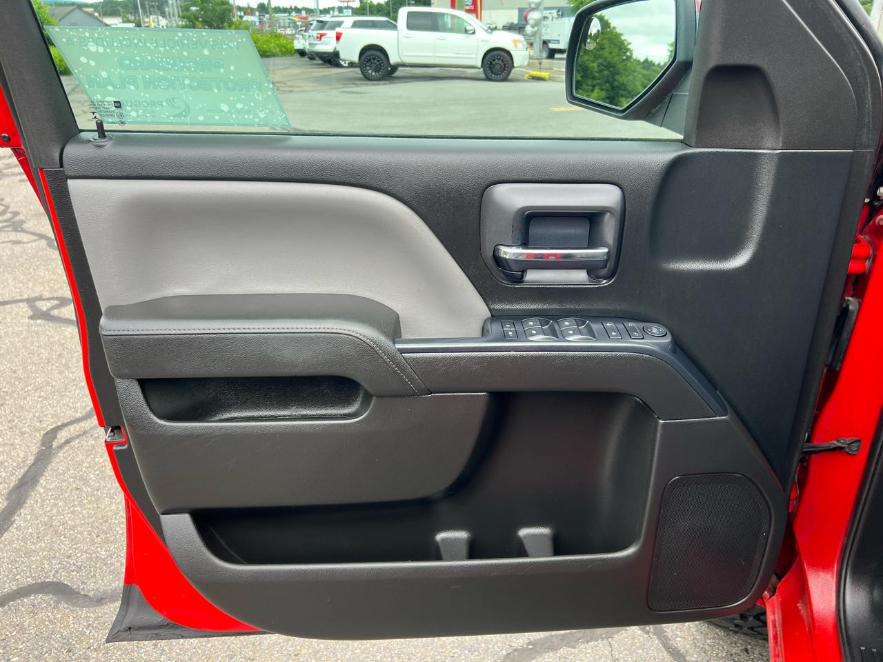 Chevrolet Silverado 1500 4WD Double Cab 143.5" LS 2015