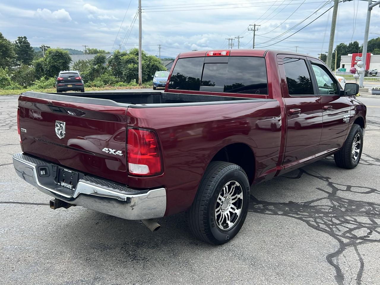 RAM 1500 Classic SLT 4x4 Crew Cab 6'4" Box 2019