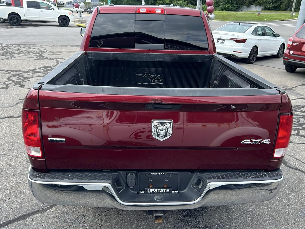 RAM 1500 Classic SLT 4x4 Crew Cab 6'4" Box 2019