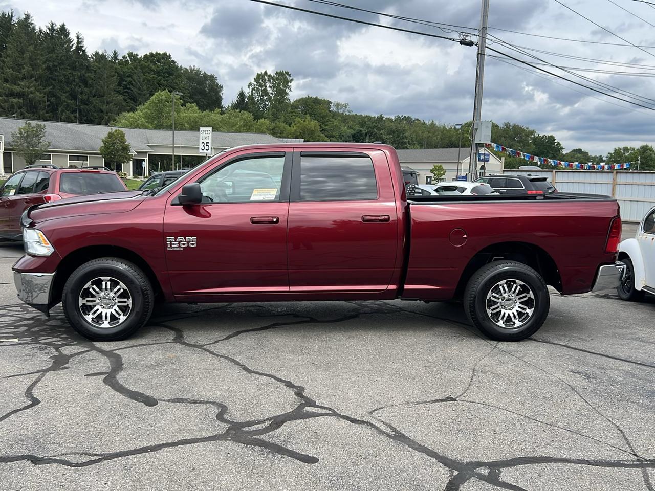 RAM 1500 Classic SLT 4x4 Crew Cab 6'4" Box 2019
