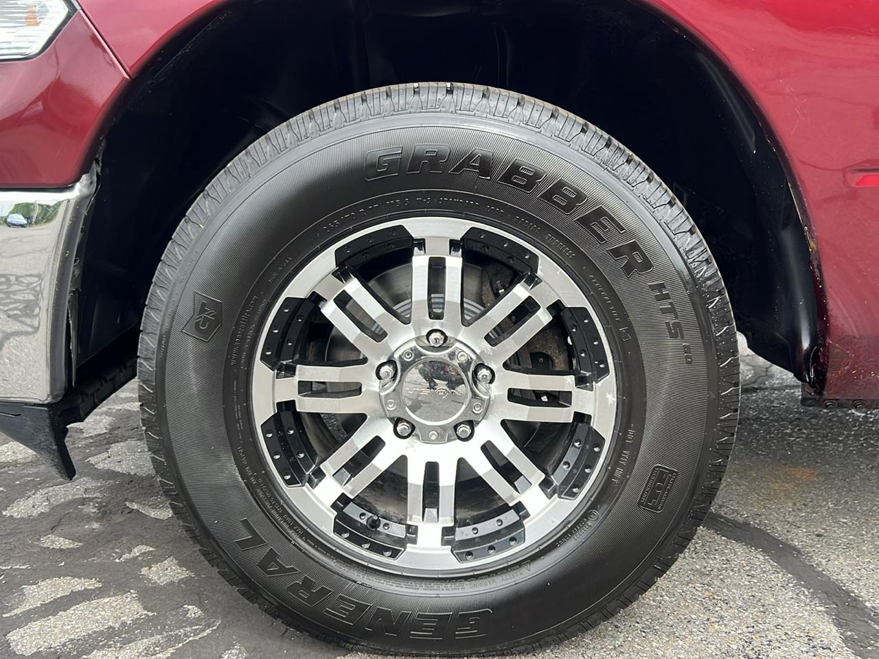 RAM 1500 Classic SLT 4x4 Crew Cab 6'4" Box 2019