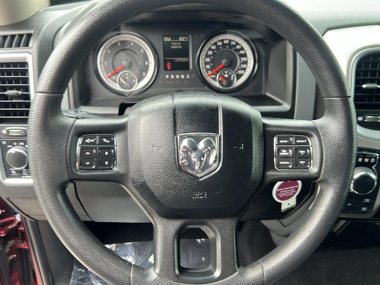 RAM 1500 Classic SLT 4x4 Crew Cab 6'4" Box 2019