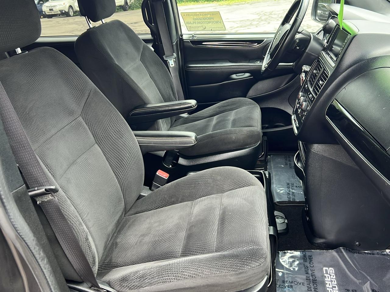 Dodge Grand Caravan SE Plus Wagon 2017